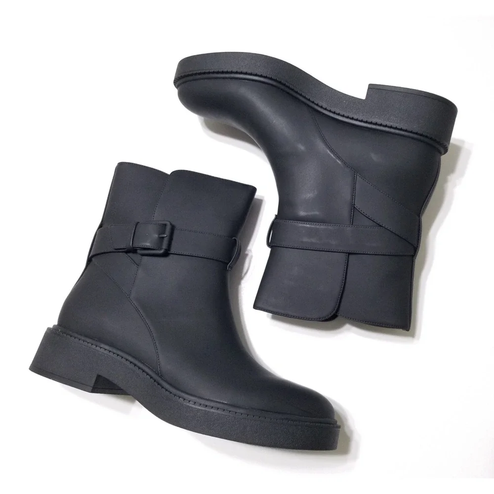 NIB Vince Kaelyn Leather Waterproof Moto Ankle Boots Black Buckle 9.5 $350